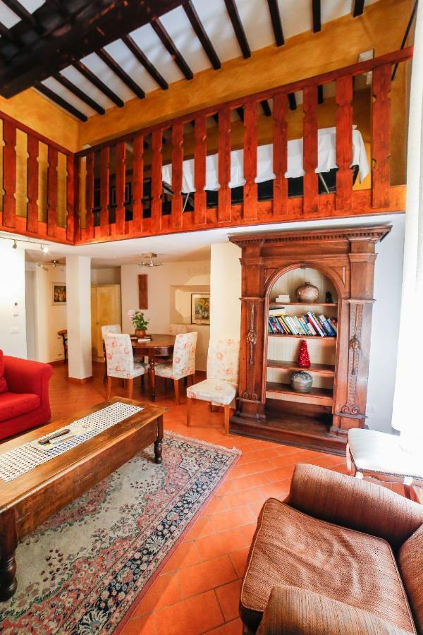 Traditional Apt Close To The Duomo - Private Yard! Florencja Zewnętrze zdjęcie